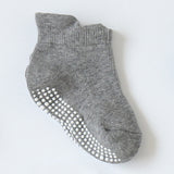 ベビーキッズフレンズ|滑り止め付きフロアソックス 室内用 安全設計 グルータイプ