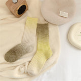 デイリーウォーム_レディース グラデーションカラー ミドル丈 暖かいソックス 秋冬用