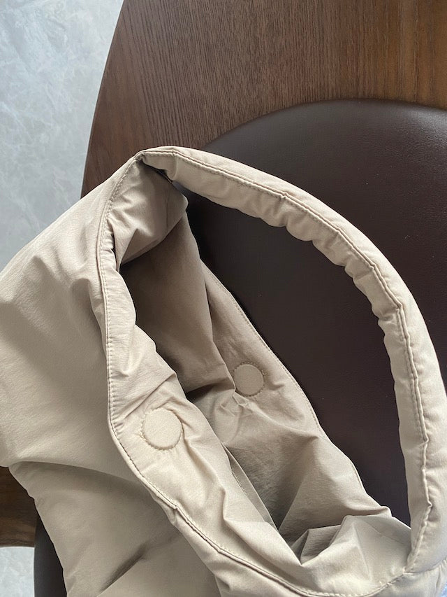 クラウディミュー_ふわふわ クラウドキルティング アンダーアームバッグ レディース