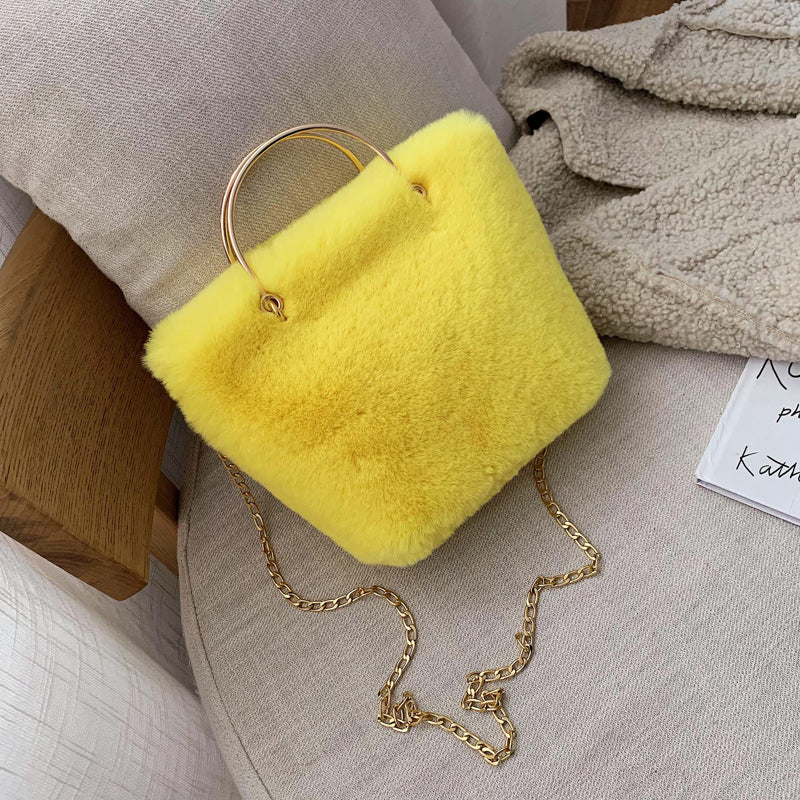 モコチェーン_ファッションチェーン ふわもこショルダーバッグ 斜め掛け レディース