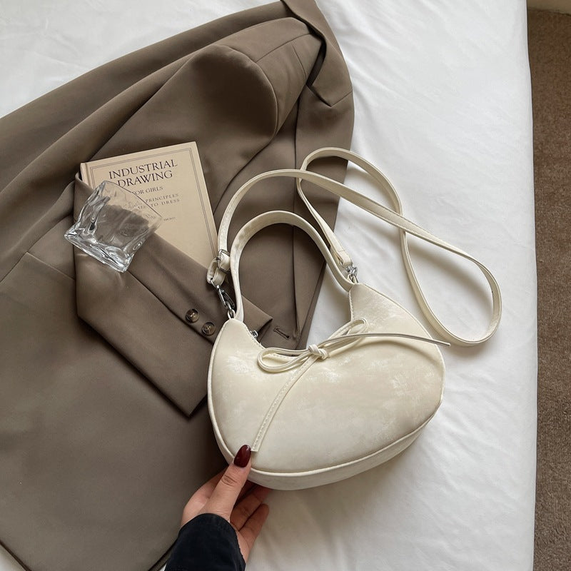 Form_Design-focused Underarm Shoulder Bag