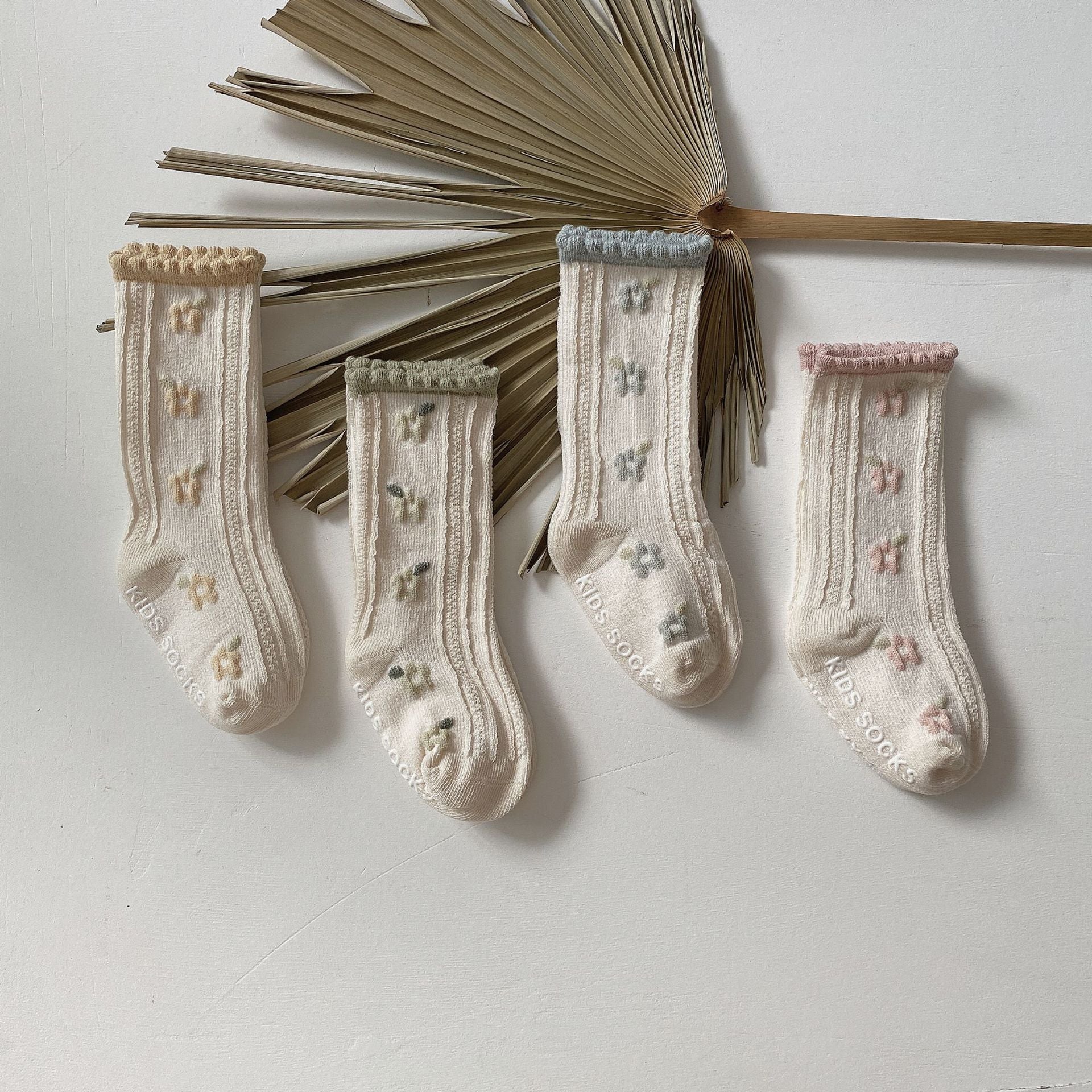 ベビースマイル フラワー柄ソックス | 個性派デザインセット