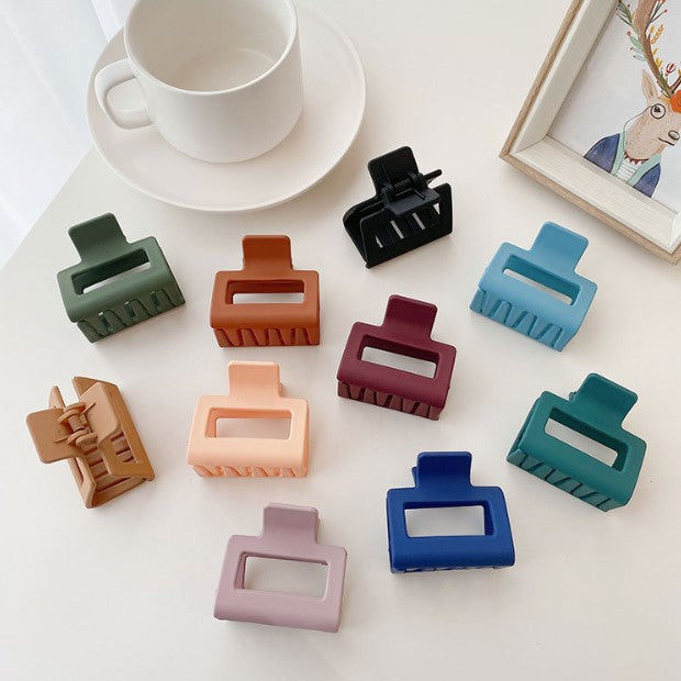 Crowell_Frosty Matte Texture 5cm Square Hair Clip for Women