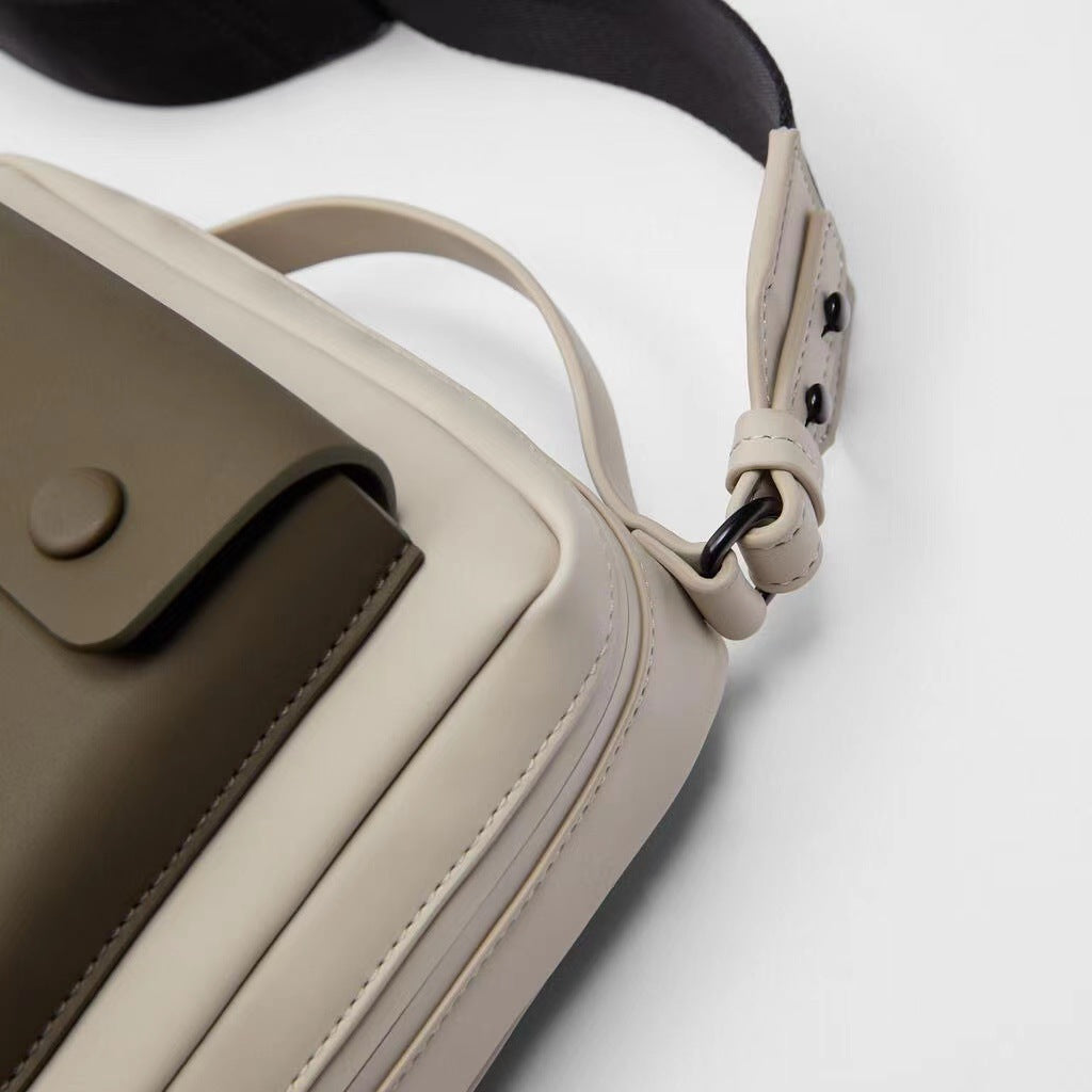 ブルーノ ミニ_ブラウン ユニセックス スマホショルダーバッグ ミニスクエア