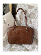 ラジーカーム_大容量 レディーズ ゆるかわ ワンショルダー 通勤バッグ