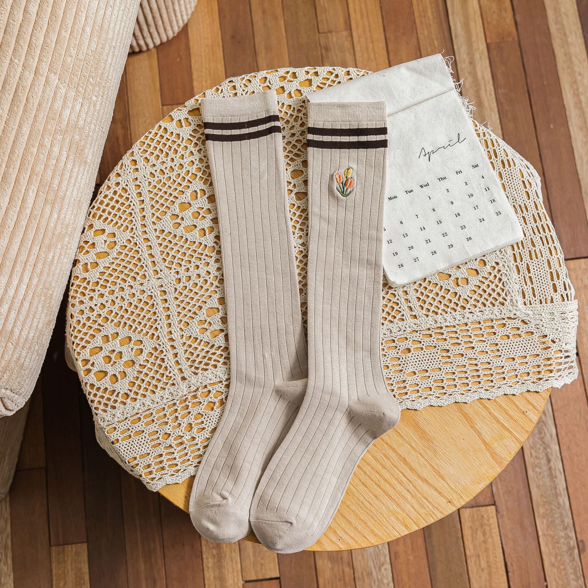 ミルキームード_秋冬新作 ロリータ風 プレッピー チューブソックス