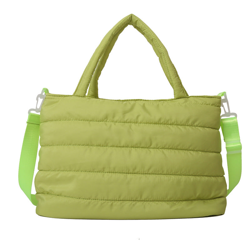 ソフトキルト_キルティング風 大容量チェック刺繍 2WAYショルダーバッグ