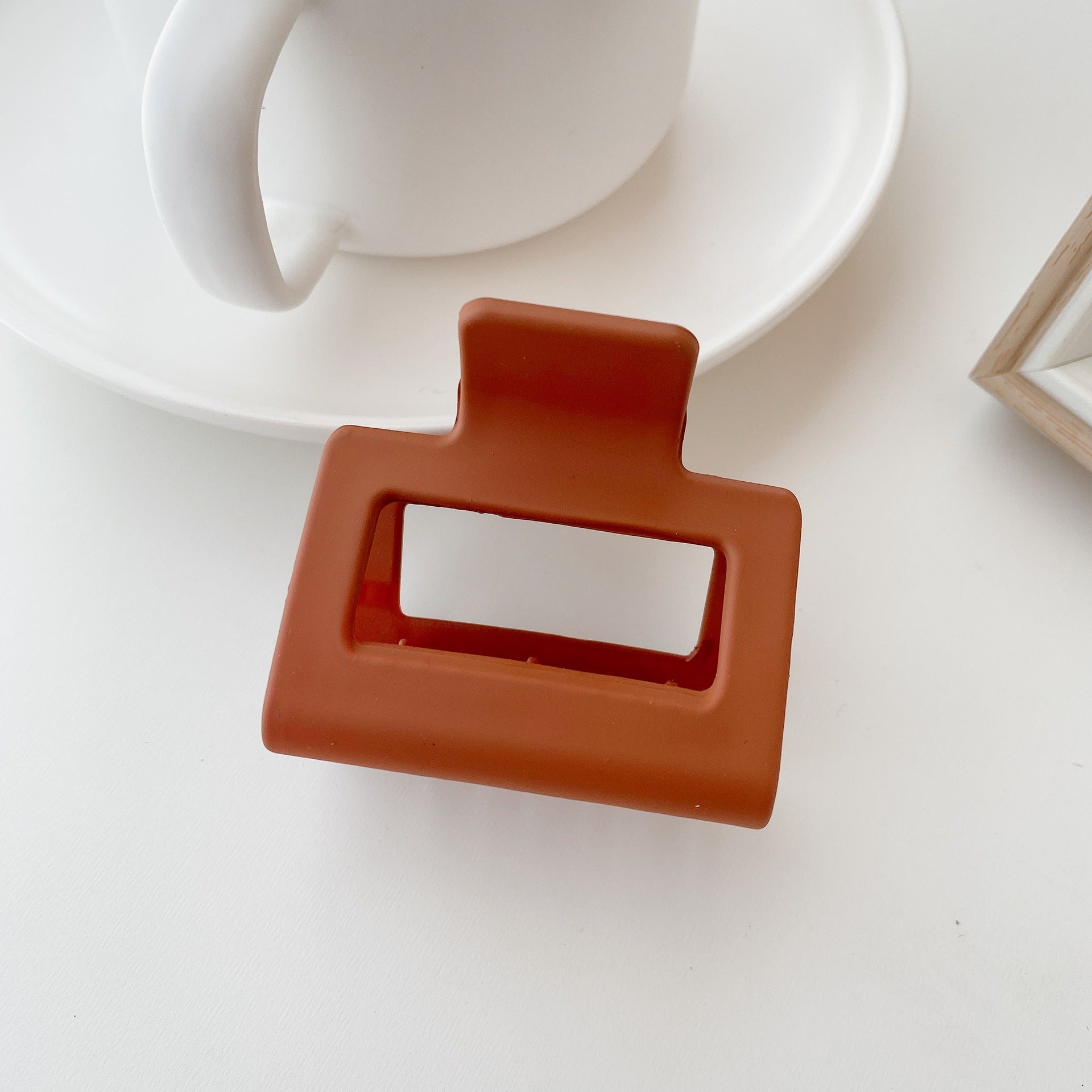 Crowell_Frosty Matte Texture 5cm Square Hair Clip for Women