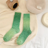 デイリーウォーム_レディース グラデーションカラー ミドル丈 暖かいソックス 秋冬用