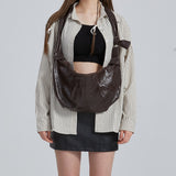 クロワッサンモード_大容量 フレンチレトロ クロワッサン型 プリーツ クロスボディバッグ