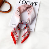 サテンエレ_上品な幾何学プリント レディーススクエアスカーフ