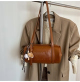 EMBOSS LINE_型押し アンダーアーム ショルダーバッグ レディース 通勤