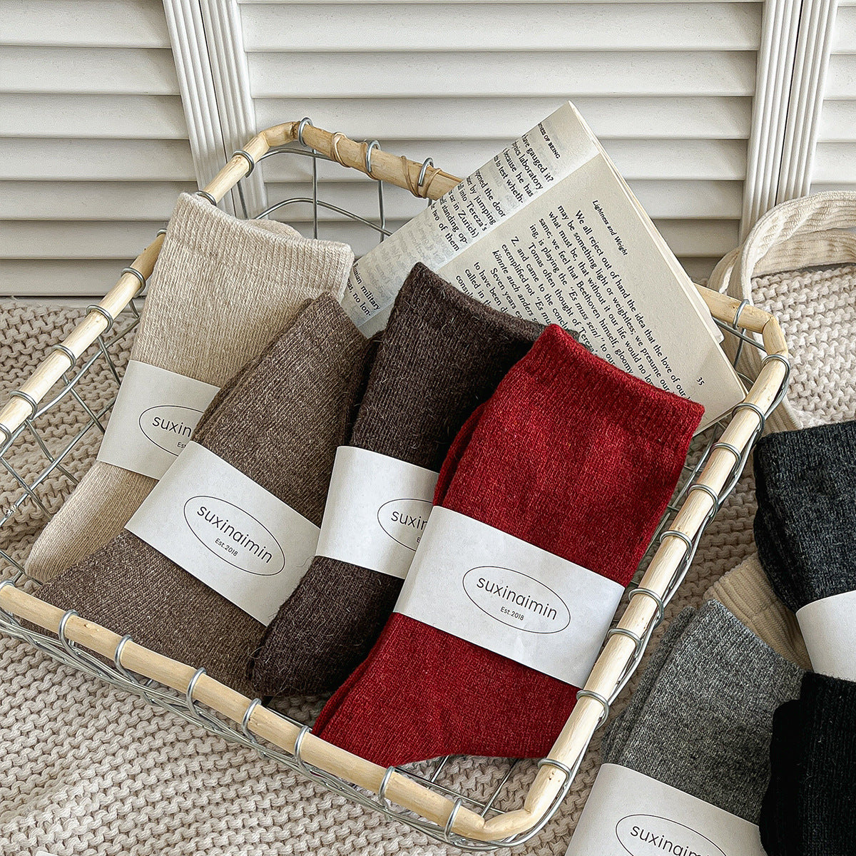 デイリーウォーム_レディース スタイリッシュ ウール ミドル丈ソックス