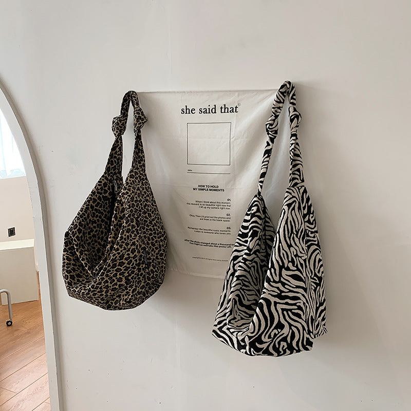 レオカンバ_レオパード柄 大容量 キャンバストートバッグ レディース