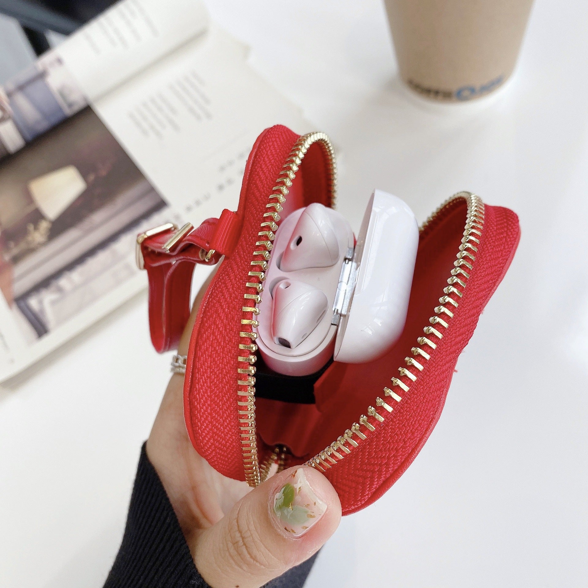 ハートノート_ハート刺繍 ジッパー式 イヤホン用 レザーケース