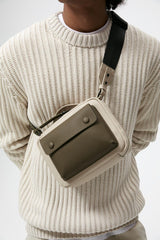 ブルーノ ミニ_ブラウン ユニセックス スマホショルダーバッグ ミニスクエア