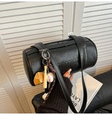 EMBOSS LINE_型押し アンダーアーム ショルダーバッグ レディース 通勤