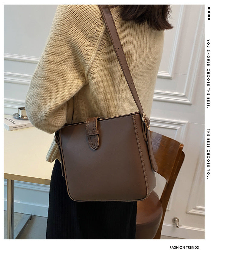 バケッタ_大容量 ファッション通勤 2WAY バケットショルダー／メッセンジャーバッグ